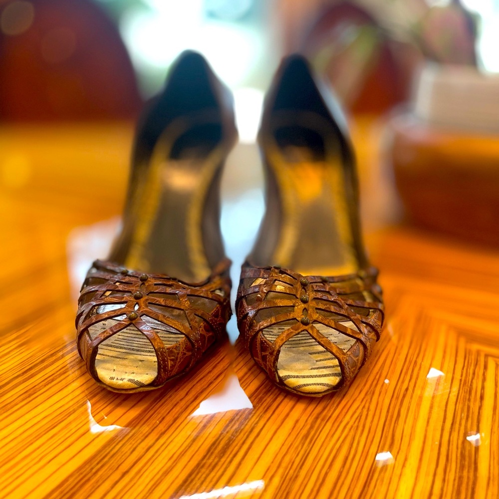 GIORGIO ARMANI Strappy crocodile embossed leather peep toe heels size 37